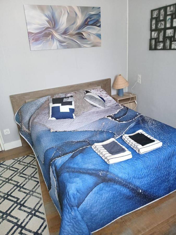 Gîte pour 2 personnes, avec Terrasse et Jardin à Gorron