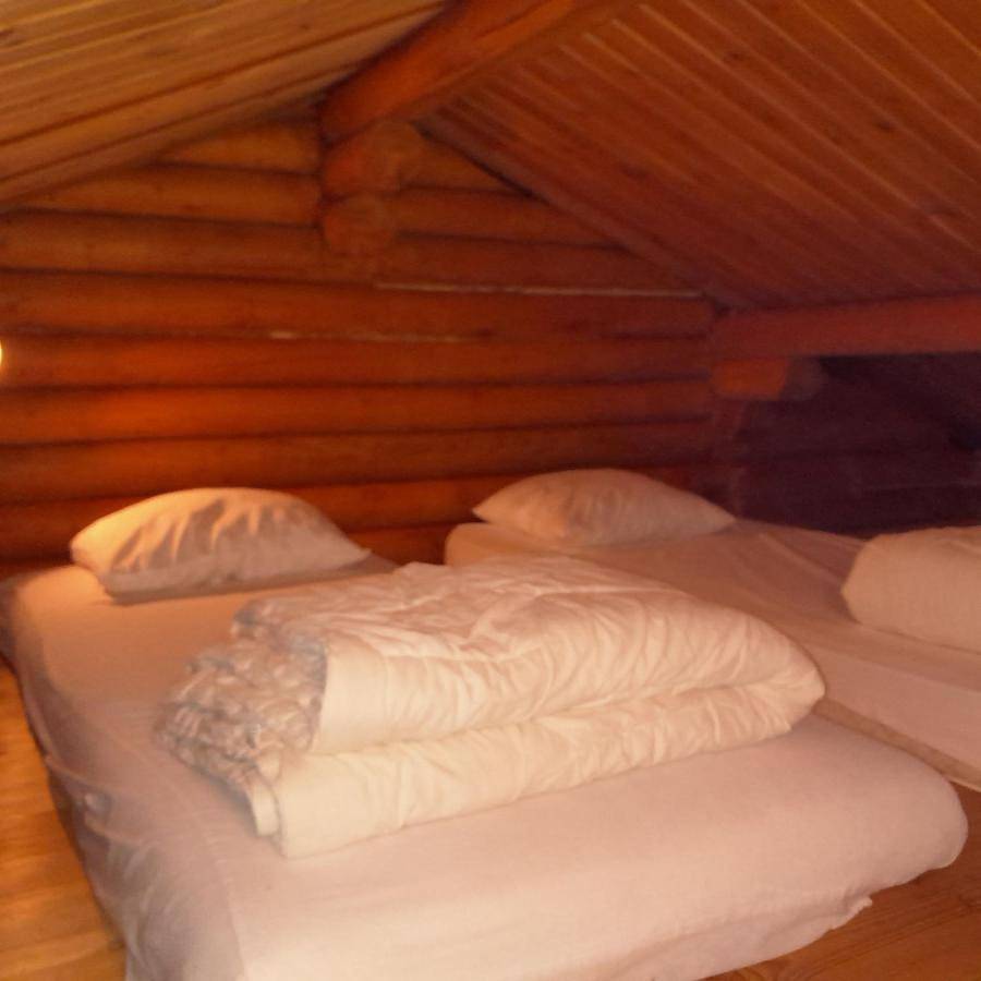 Two-Bedroom Chalet in Boussenac, Parc naturel régional des Pyrénées ariégeoises