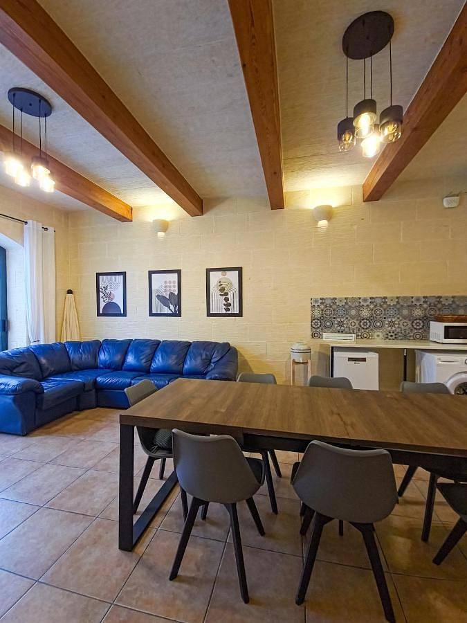 Double Room with Private External Bathroom in Nadur, Gozo