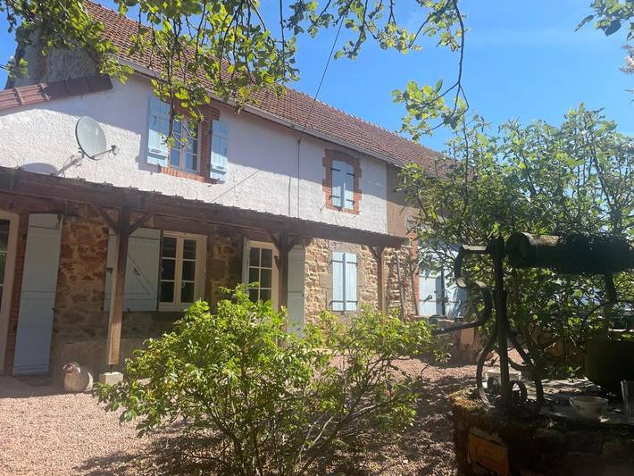 Location de vacances pour 5 personnes, avec vue et jardin, animaux acceptés à Lenax