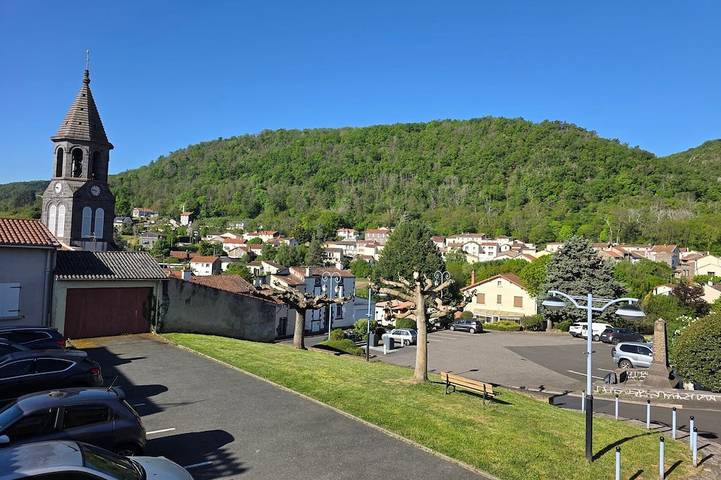 Location de vacances pour 7 personnes à Sayat