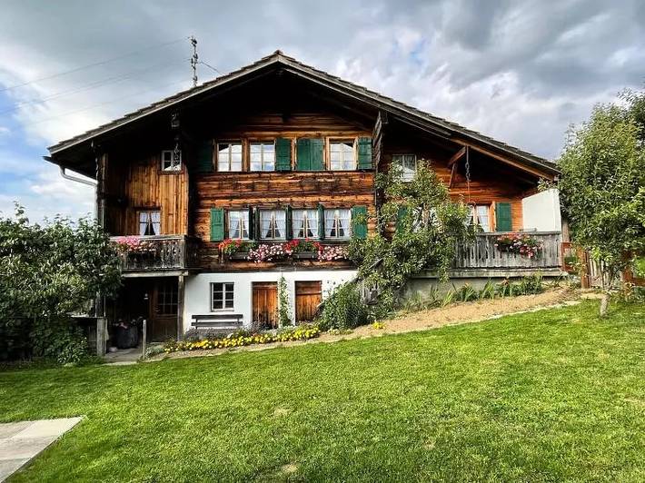 Chalet pour 6 personnes, avec balcon dans Gstaad - 2