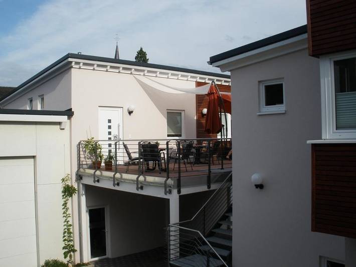 Ferienwohnung für 3 Personen, mit Balkon und Terrasse in Pünderich - 2