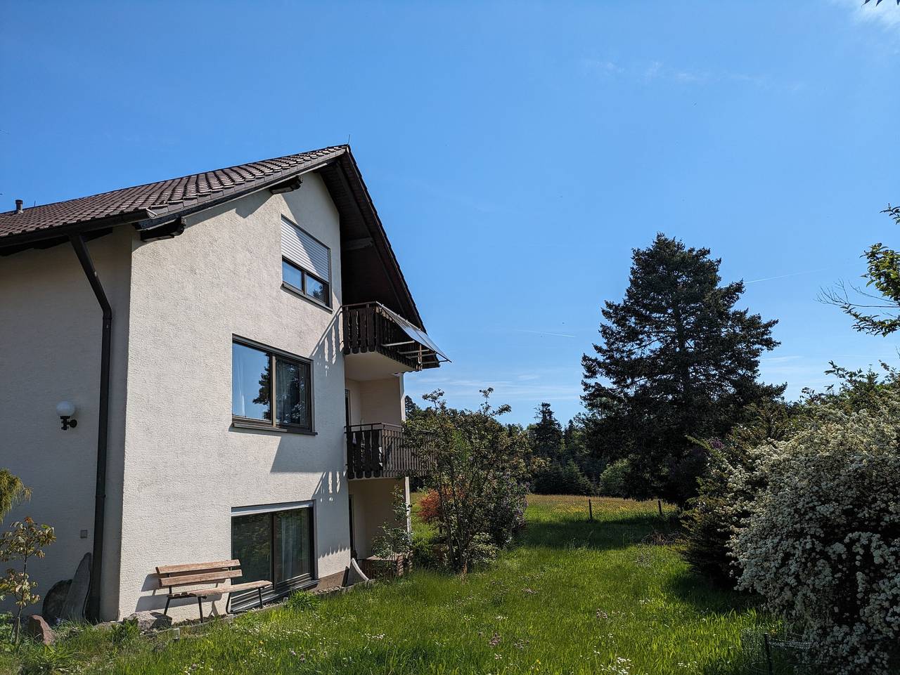 Appartement entier, Appartement "Wiesenblümle" avec terrasse privée, jardin privé et Wi-Fi in Schömberg, Forêt Noire du Nord