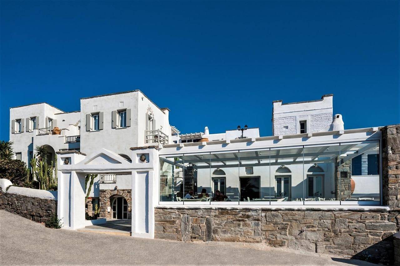 Double or Twin Room with Partial Sea View in Náoussa, Paros