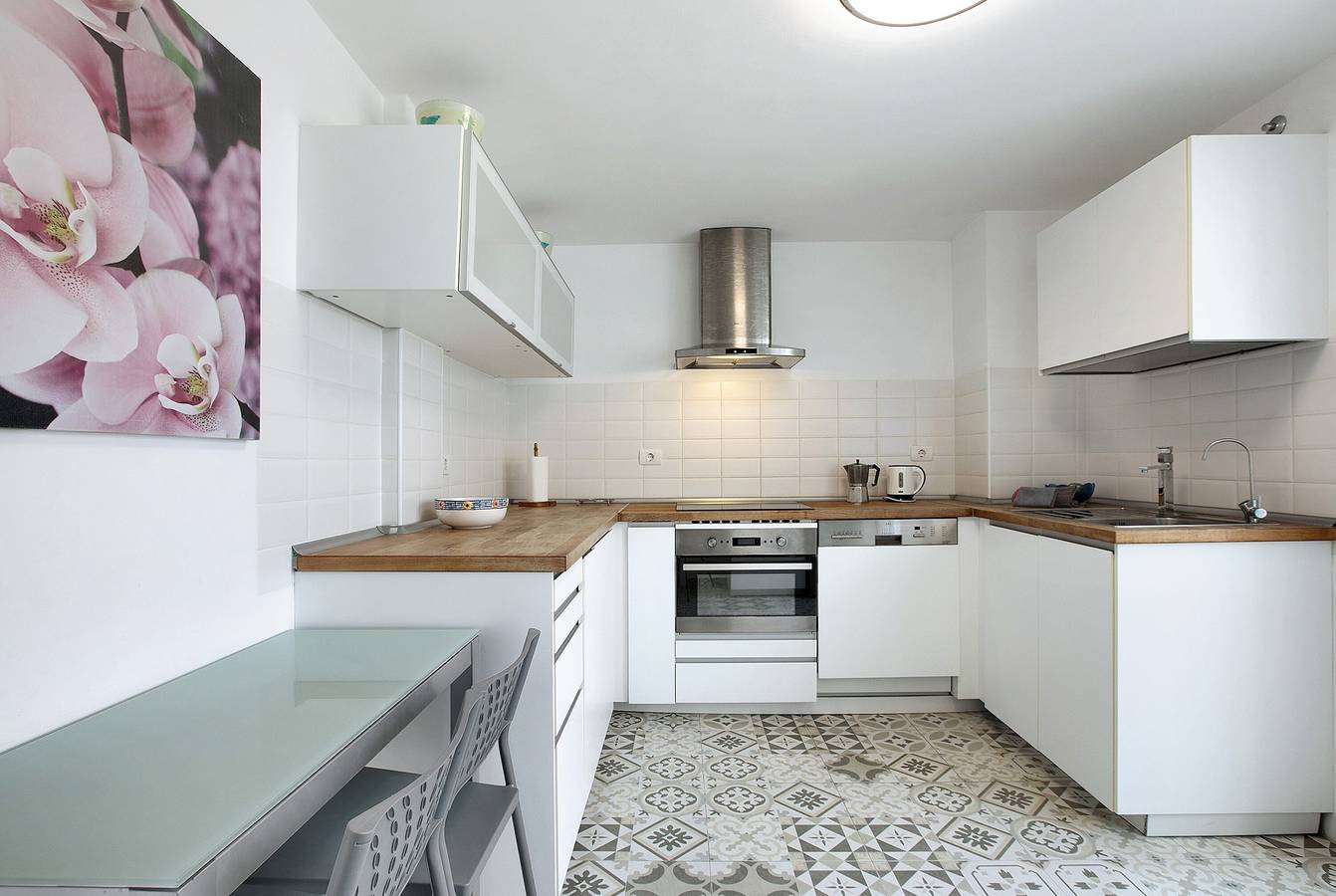 Apartamento entero, Apartamento de vacaciones 'Medano Beach Home Ocean View' con vistas al mar, balcón y Wi-Fi in Playa el Médano, Granadilla de Abona