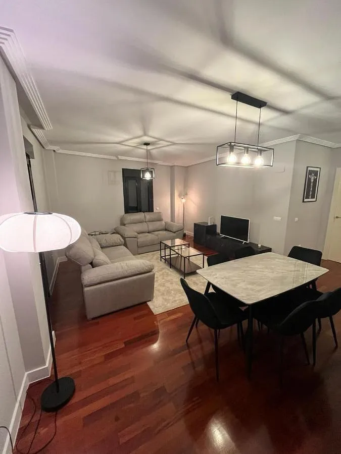 Appartamento vacanze per 9 persone, con terrazza e panorama - 1