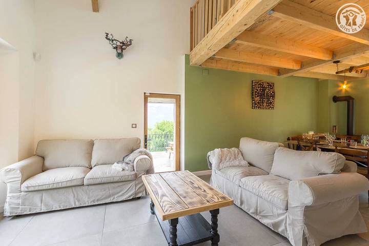 Gîte pour 6 personnes, avec terrasse dans Lac du Bourget - 3
