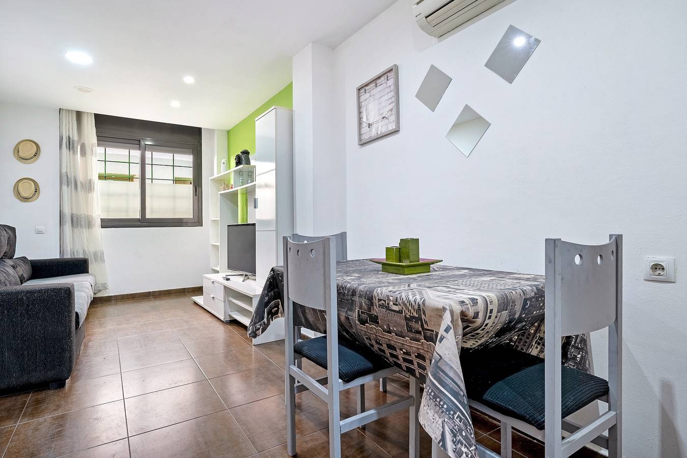 Ganze Wohnung, Ferienwohnung 'Vendrell Centre' mit Wlan und Klimaanlage in el Vendrell, Costa Dorada