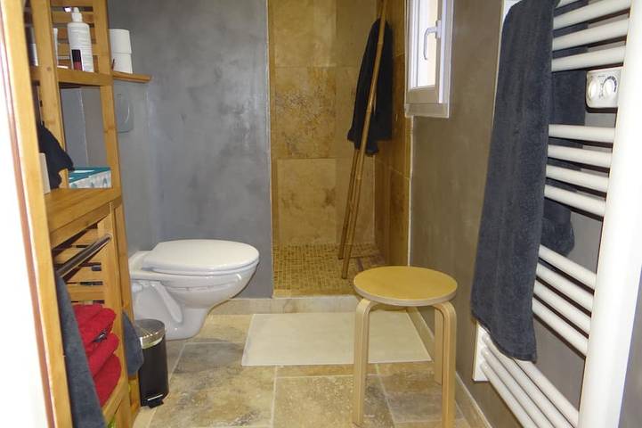 Location de vacances pour 6 personnes, avec jardin et terrasse à Gargas - 4