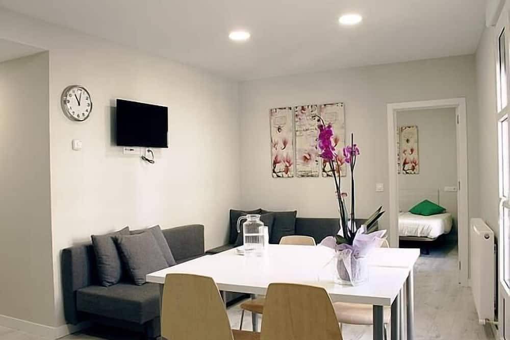Entire apartment, Apartamentos Logroño Centro in Logroño, La Rioja Province
