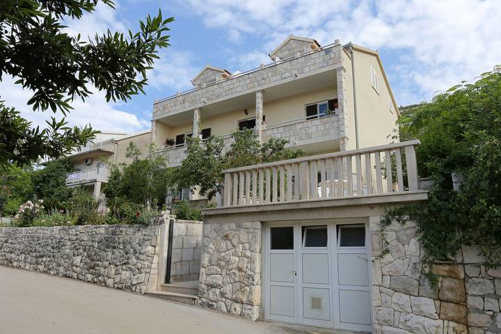 Ganze Wohnung, 1-Zimmer-Ferienwohnung am Strand Viganj, Peljesac -d in Viganj, Dubrovnik-Neretva