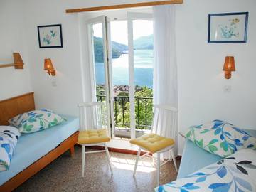 Vacation Rental for 6 Guests in Bissone, Lake Lugano, Picture 2