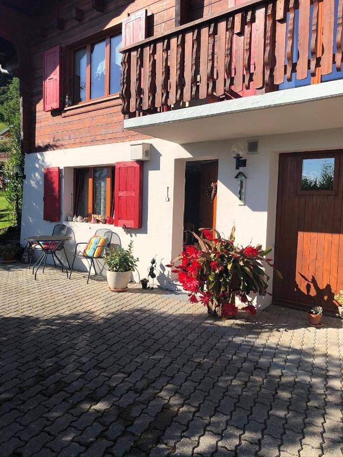 Location de vacances pour 2 personnes, avec vue et terrasse à Monthey - 2