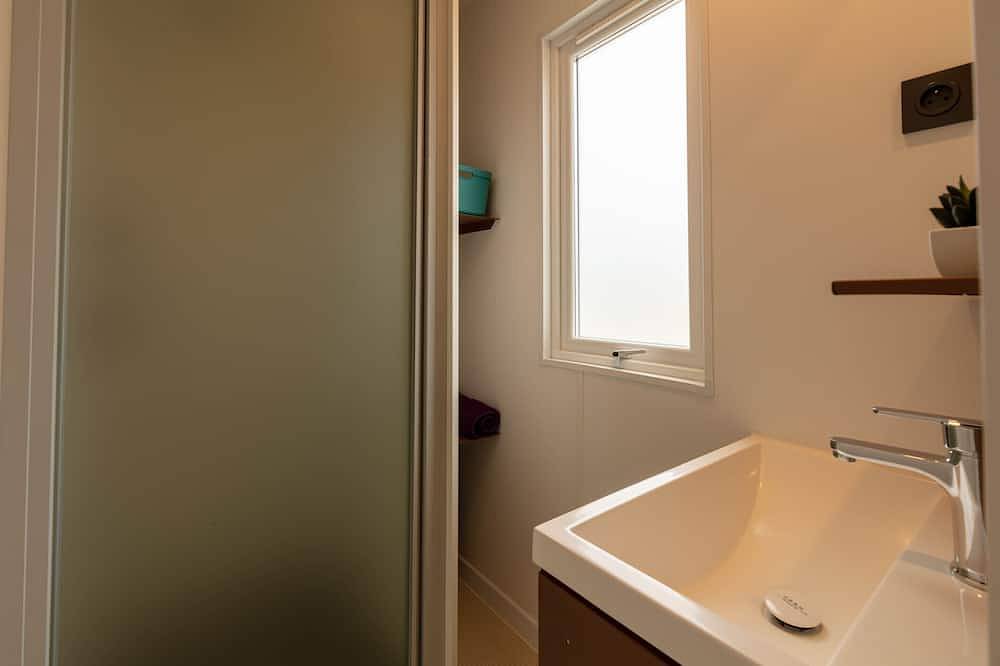 Olivier-Bungalow-Básico-Baño privado con ducha-Vista al Mar in Hyeres, Parque nacional Port-Cros