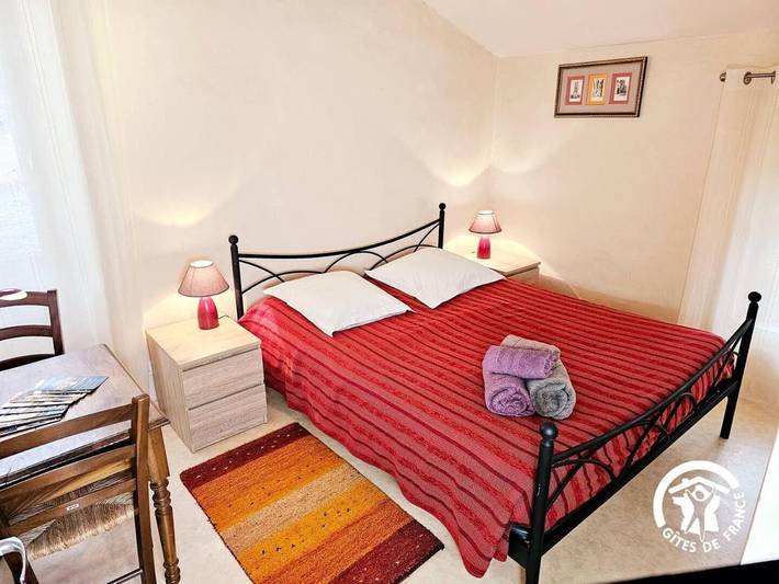 Location de vacances pour 4 personnes, avec jardin et terrasse à Camarès - 2