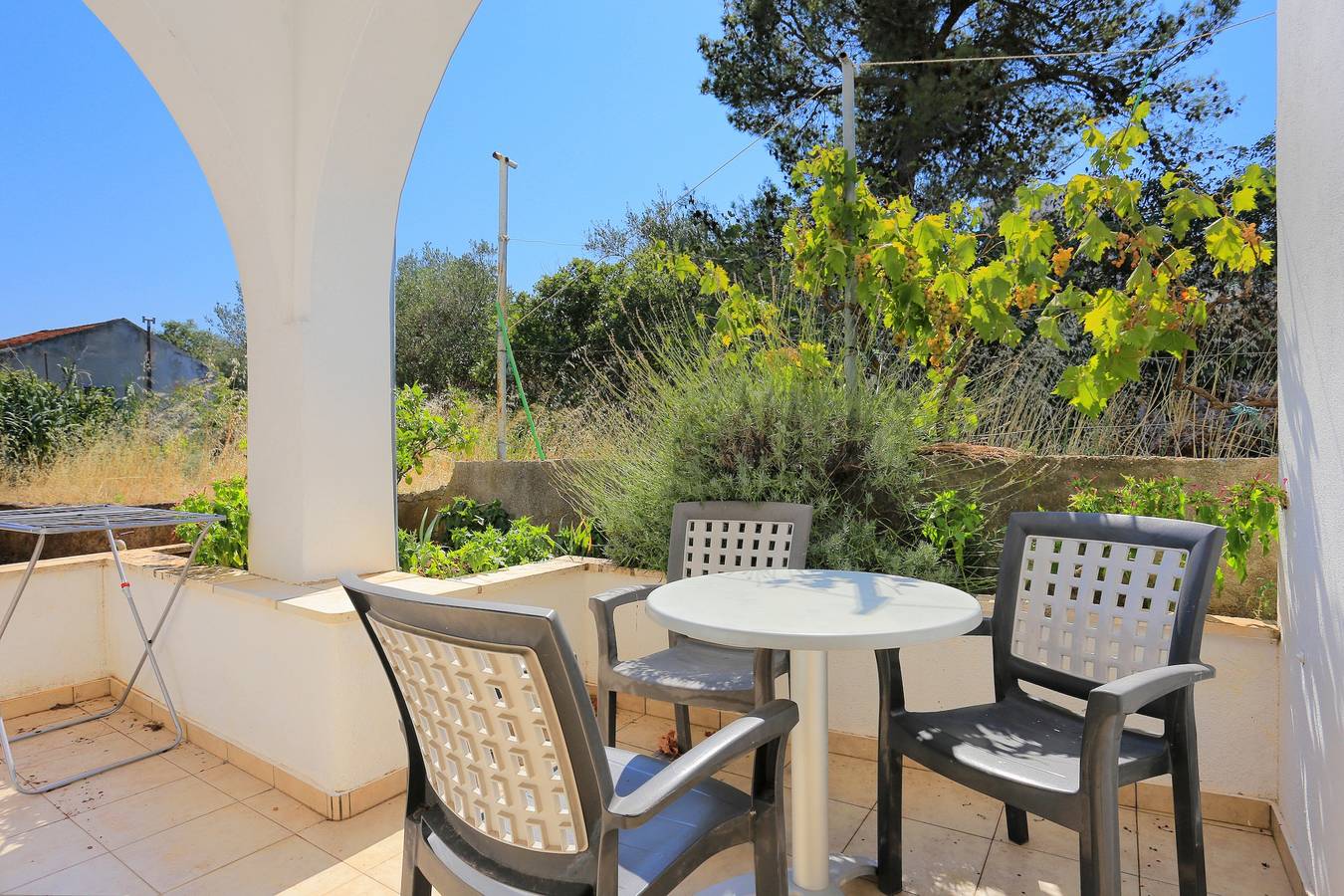 Zimmer mit Terrasse Arbanija, Ciovo S-1125-a in Arbanija, Ciovo