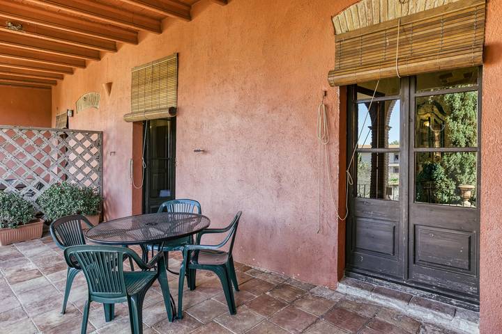 Bauernhof für 4 Personen, mit Balkon und Garten