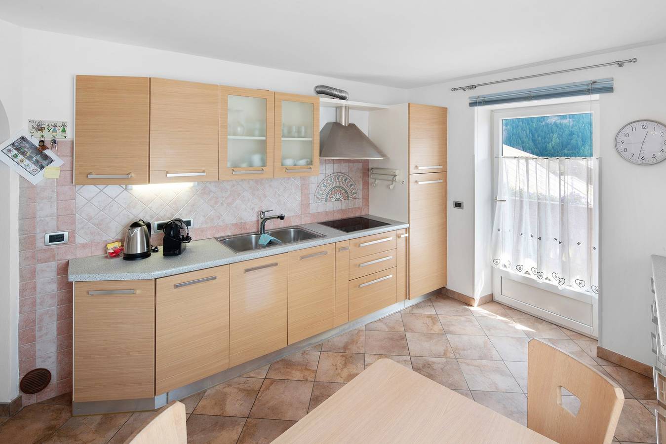 Ganze Wohnung, Apartment 'Vich' mit Bergblick, Balkon und Wlan in San Giovanni di Fassa, Dolomiti Superski