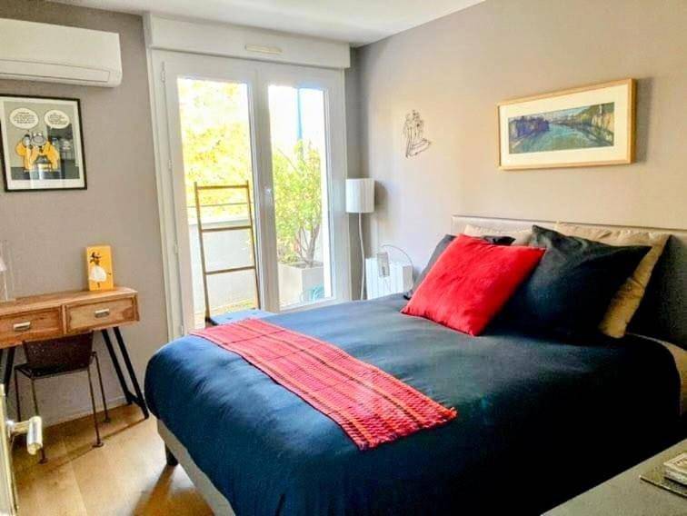 Deluxe Queen Studio in Lyon, Lyon region