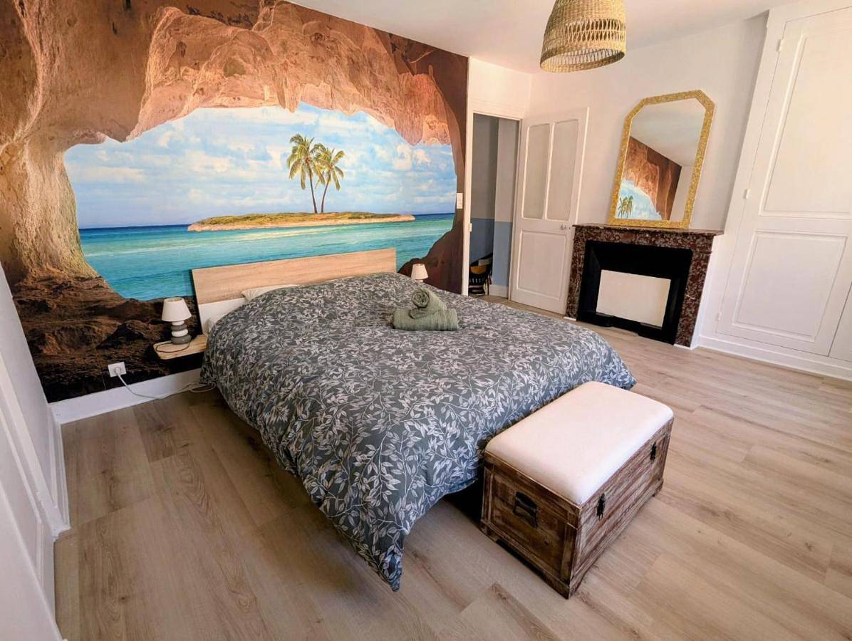 Appartement entier, Two-Bedroom Apartment in Bourgoin-Jallieu, Région de La Tour-du-Pin