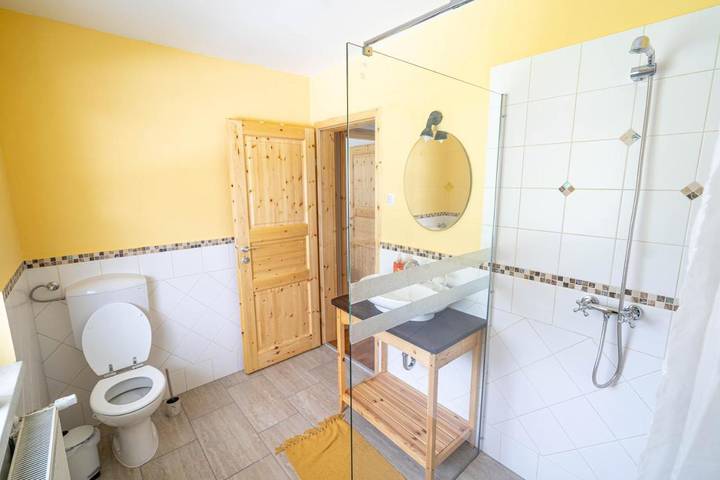 Gîte pour 7 personnes, avec terrasse ainsi que jardin et vue dans Mojstrana - 4