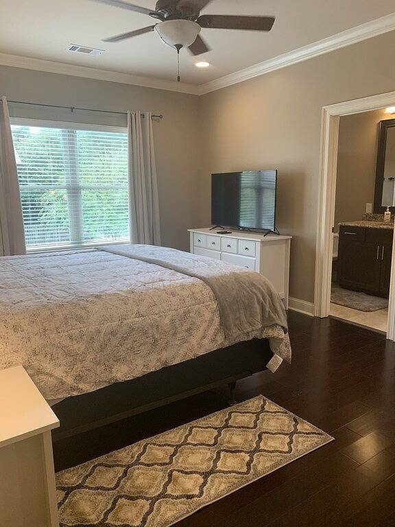 Ganze Wohnung, Event Day Condo 5 blocks to Auburn stadium/arena in Auburn (AL), Alabama