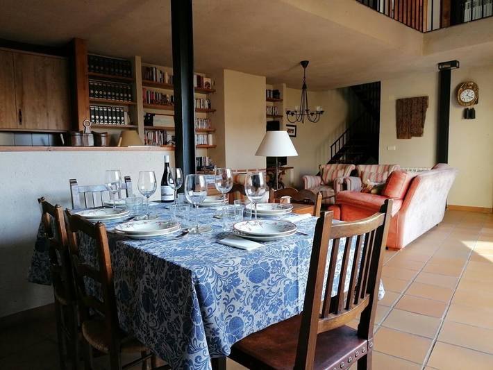 Casa rural para 8 personas, con terraza y vistas, Se admiten mascotas en Tenzuela - 2