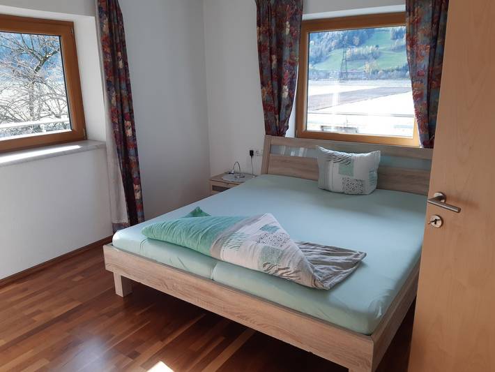 Geheel appartement, Appartement "Gertis Top 1" met Uitzicht op de Bergen, Wifi & Balkon in Stumm, Ski-Optimal Hochzillertal