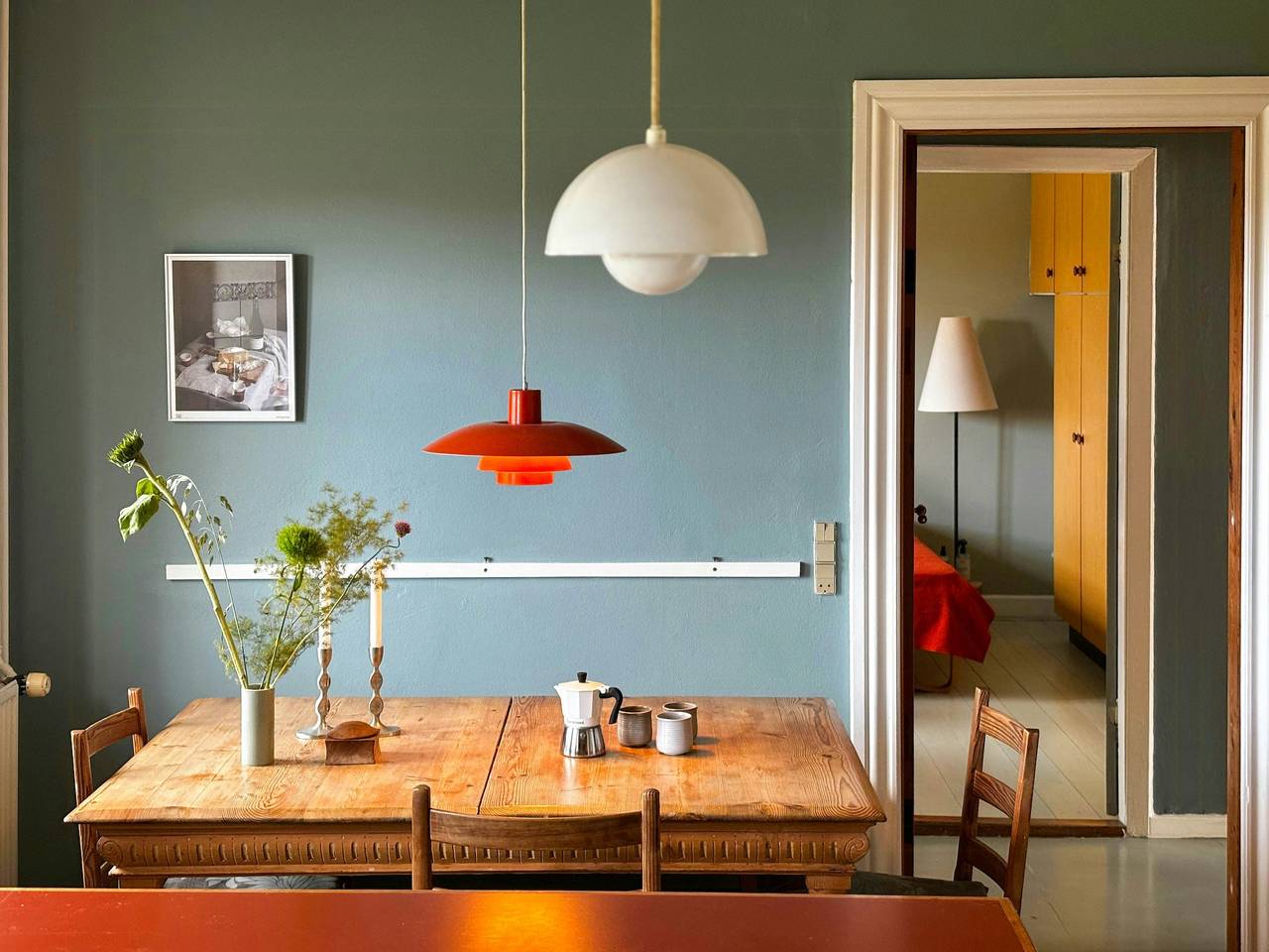 Restaurerat hus från 1842 vid Vejle Ådal in Vejle, Vejle region