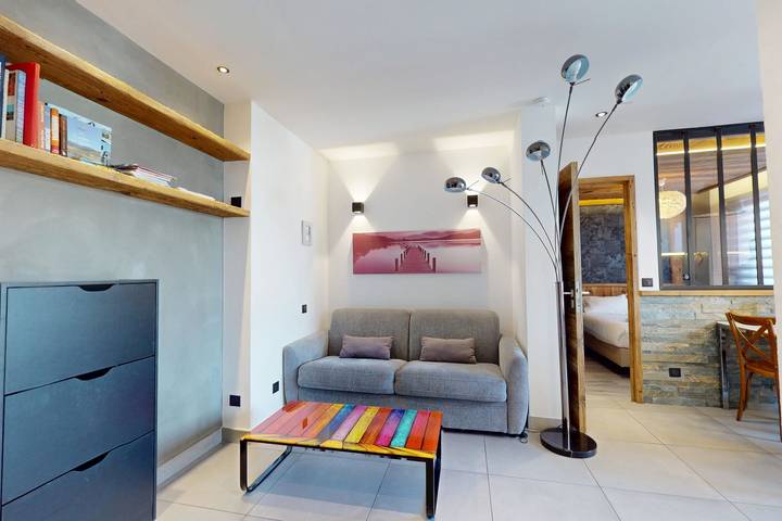 Gîte pour 4 personnes, avec balcon, adapté aux familles à Annecy - 2