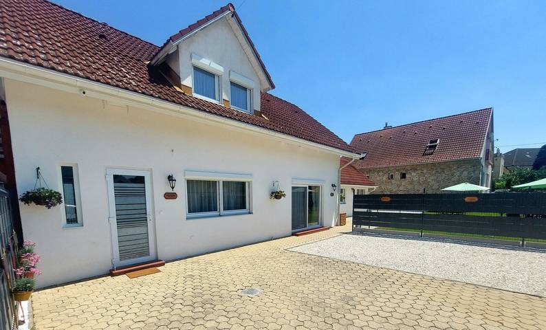 Ganze Wohnung, Buk City Apartments * * * - Apartment : Relax in Bük, Komitat Eisenburg