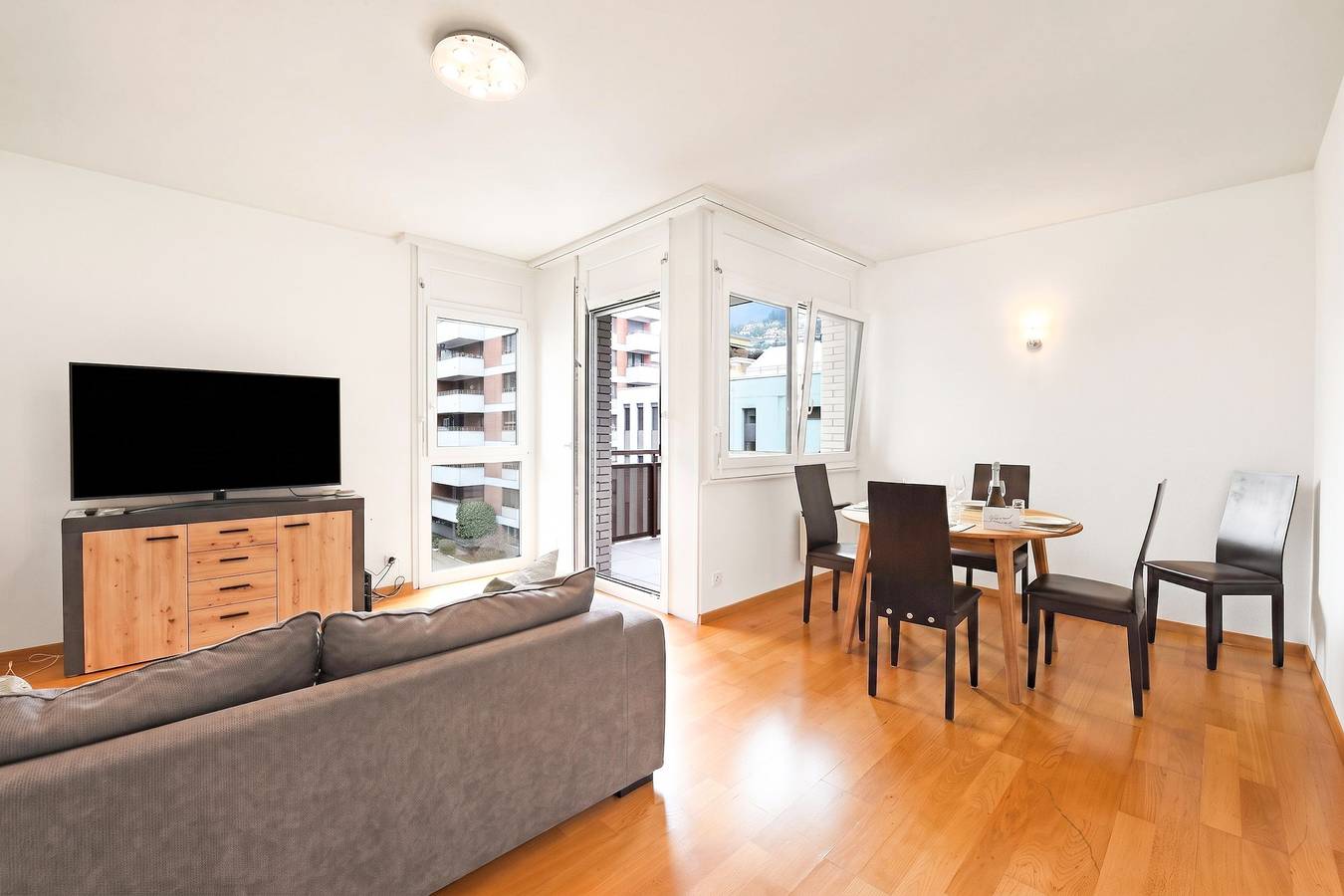 Appartement entier, Imbarcadero apartment Locarno in Locarno, Alpes tessinoises