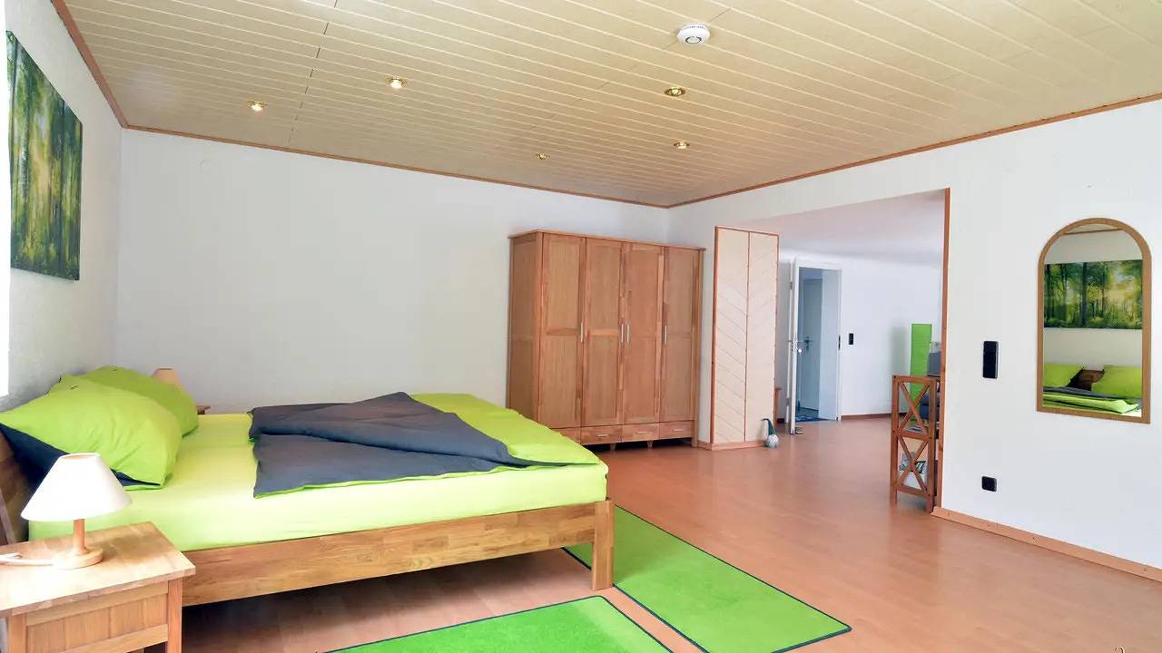 Ganze Ferienwohnung, Ferienwohnung für 2 Personen (65 m²) in Osburg in Osburg, Landkreis Trier-Saarburg