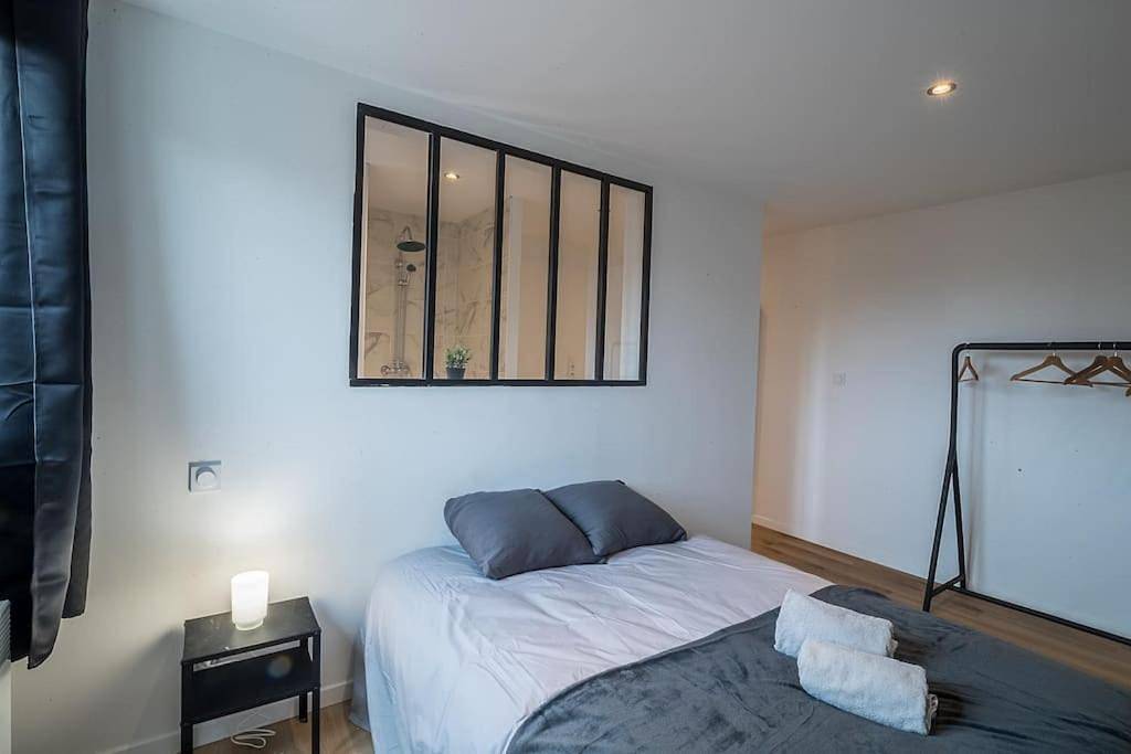 Appartement entier, One-Bedroom Apartment in Tarbes, Hautes-Pyrénées