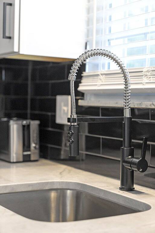 3 Bedroom Ranch Home w/ fenced back yard and deck. in Columbus, Ohio