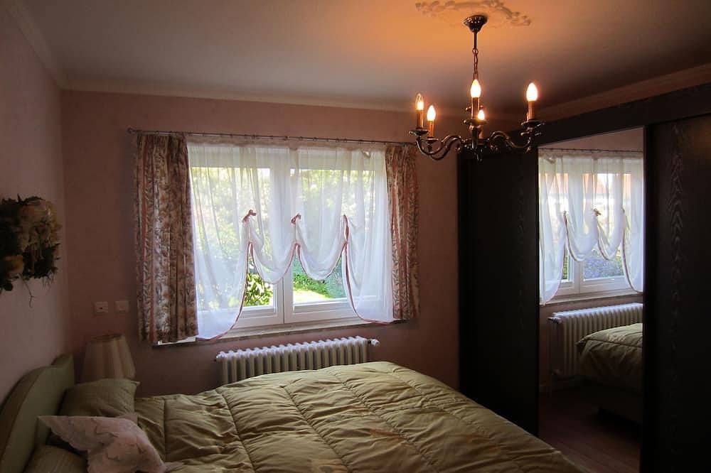 Ganze Wohnung, Exklusive Ferienwohnungen  Strohberg 11 mit Plöner See Blick in Plön in Plön, Plön (Stadt)