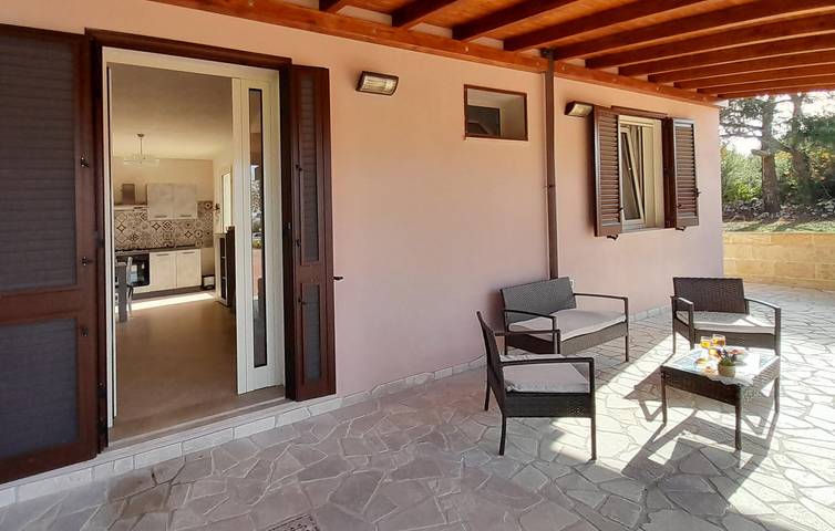 Maison de vacances pour 4 personnes, avec jardin ainsi que terrasse et piscine, animaux acceptés - 1