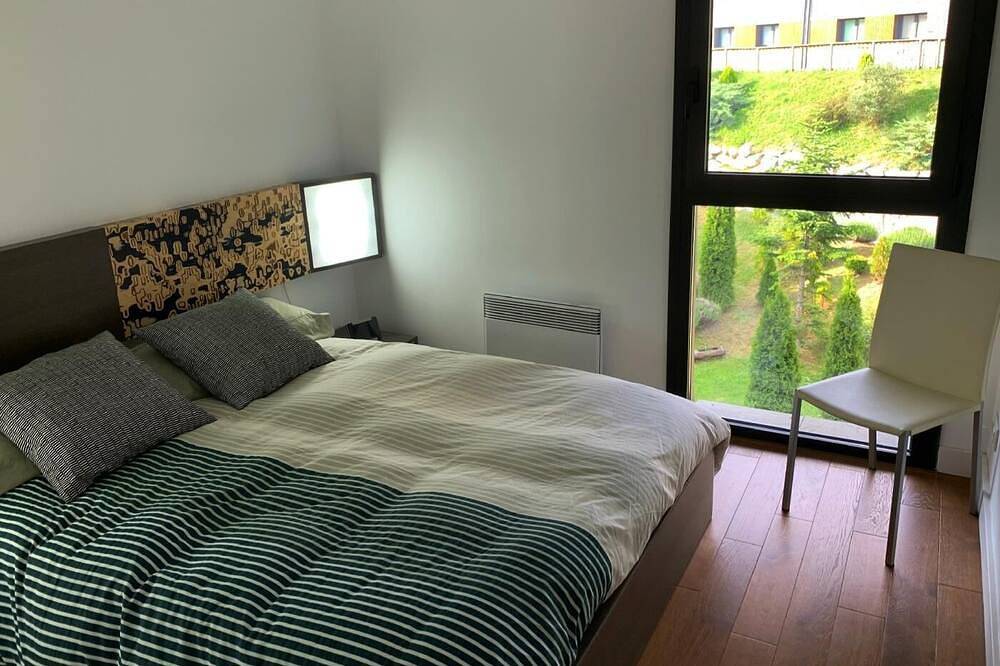 Ganze Wohnung, 2-bedroom Apartment, 5 guests. Views, Fireplace, Heated swimming pool in Saillagouse, Parc naturel régional des Pyrénées catalanes