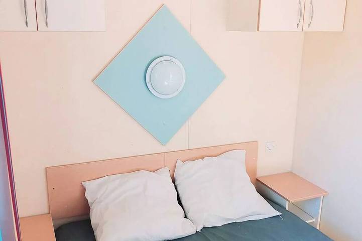 Mobil home pour 4 personnes, avec piscine et terrasse à Fabrezan - 2