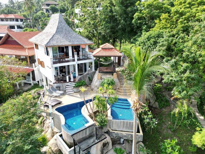 Villa pour 6 personnes, avec piscine ainsi que jacuzzi et jardin - 1