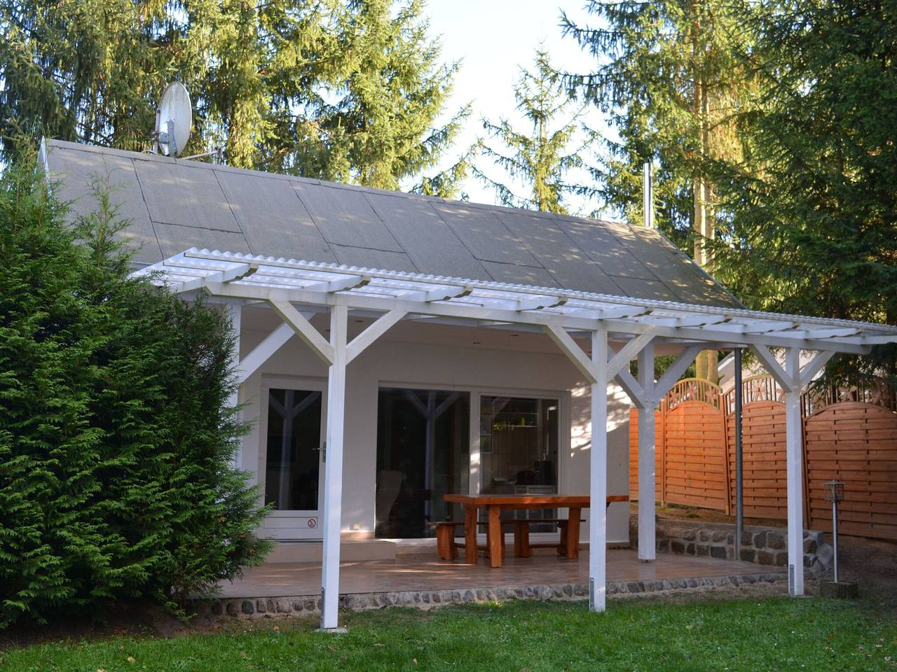 Ferienhaus mit Terrasse und Kaminofen in Parchim in Parchim, Ludwigslust-Parchim