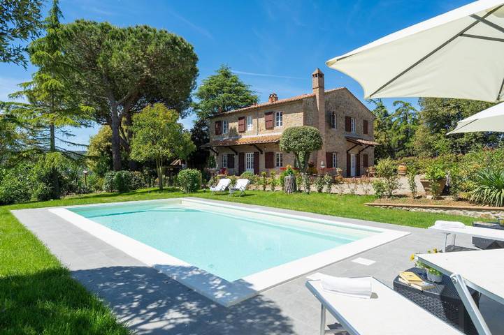 Ferienhaus für 9 Personen, mit Garten und Terrasse - 1