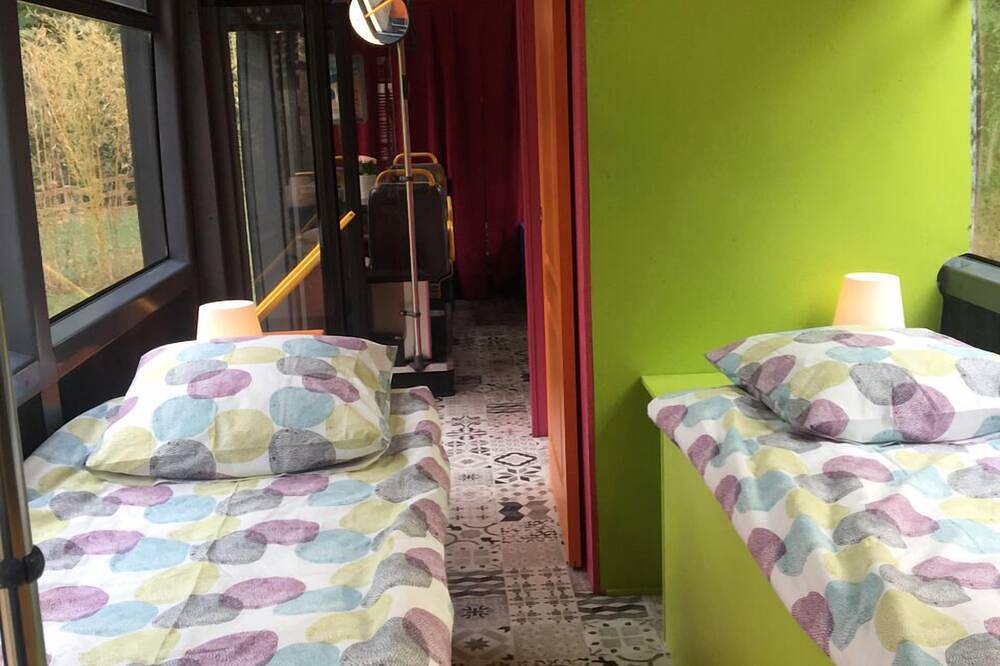 Unusual 4-person accommodation with swimming pool in Roanne, Roanne region