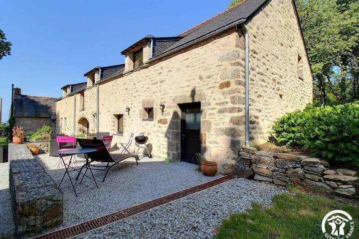 Gîte pour 2 personnes, avec terrasse et jardin - 1
