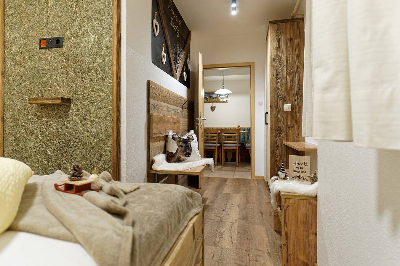Ganze Wohnung, Ferienwohnung "Voppichlhof Enzian" mit Bergblick, Gemeinschaftsgarten und Wlan in San Giacomo, Ahrntal
