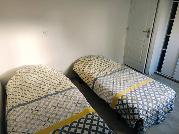 Location de vacances pour 6 personnes, avec jardin et vue à Caulnes - 4