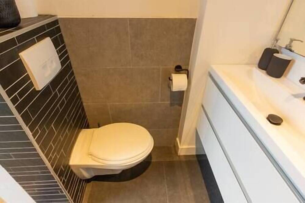 Geheel appartement, Ruim privé appartement, 25min from Amsterdam in Hilversum, Noord-Holland