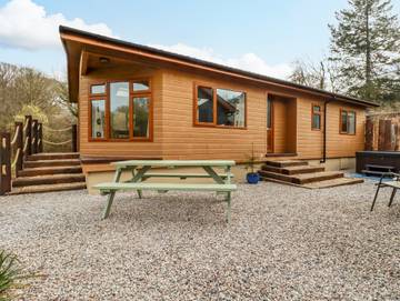 Chalet for 4 People in Cornwall, South West England, Photo 1
