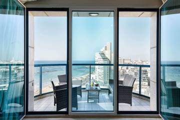Holiday Rental for 4 People in Tel Aviv, Tel Aviv District, Photo 2